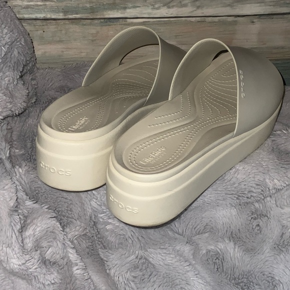 CROCS Women's LiteRide Cream Sandals - Picture 2 of 9